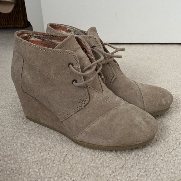 Tom’s Wedges - Picture 4 of 4